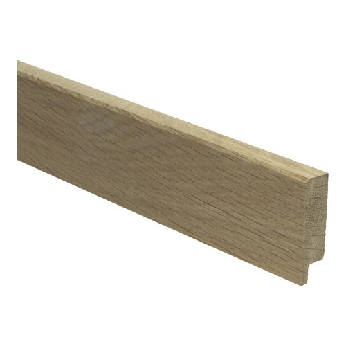 Rechte houten plint